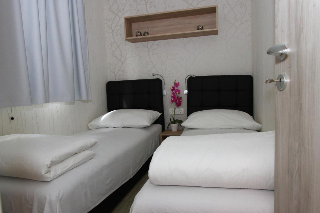 Camping Almissa Omiš Exteriör bild